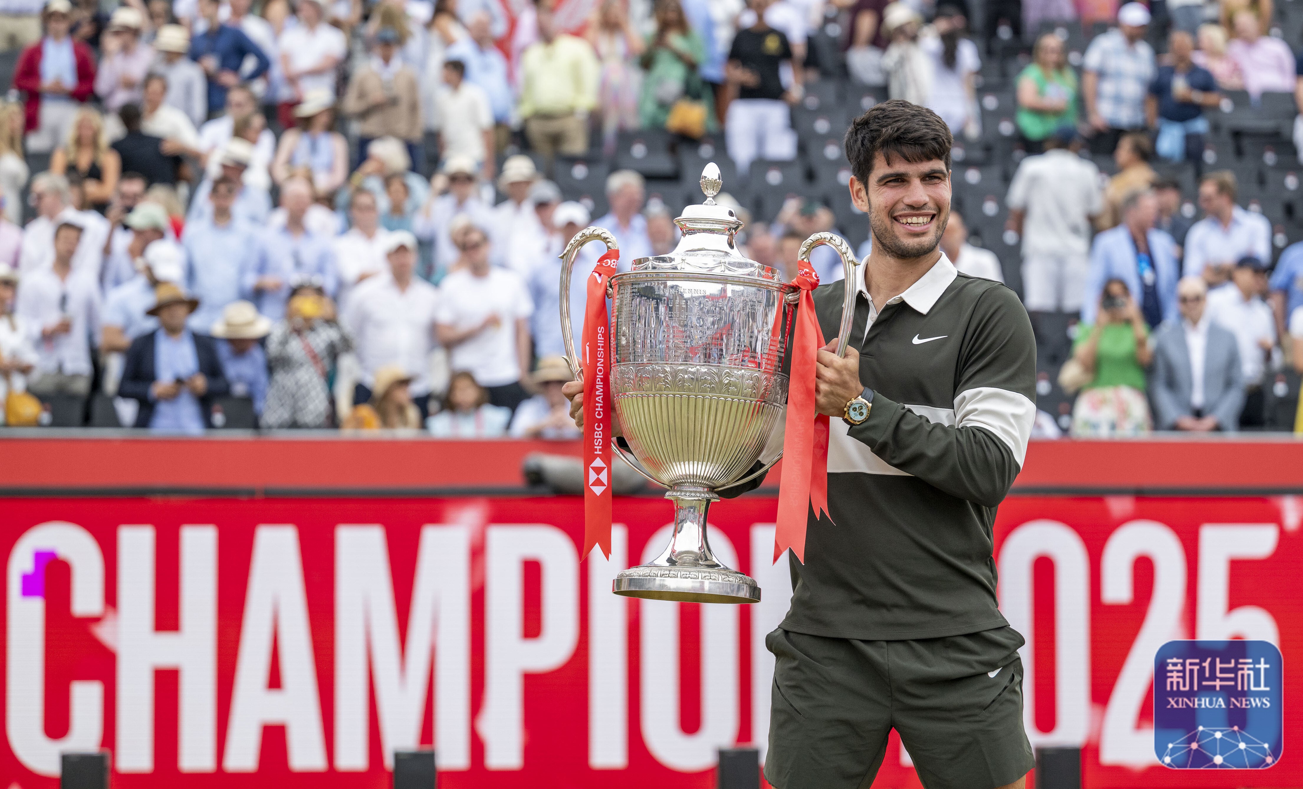 英国网球队力克法国网球队，阿尔卡拉斯爆发神勇的简单介绍