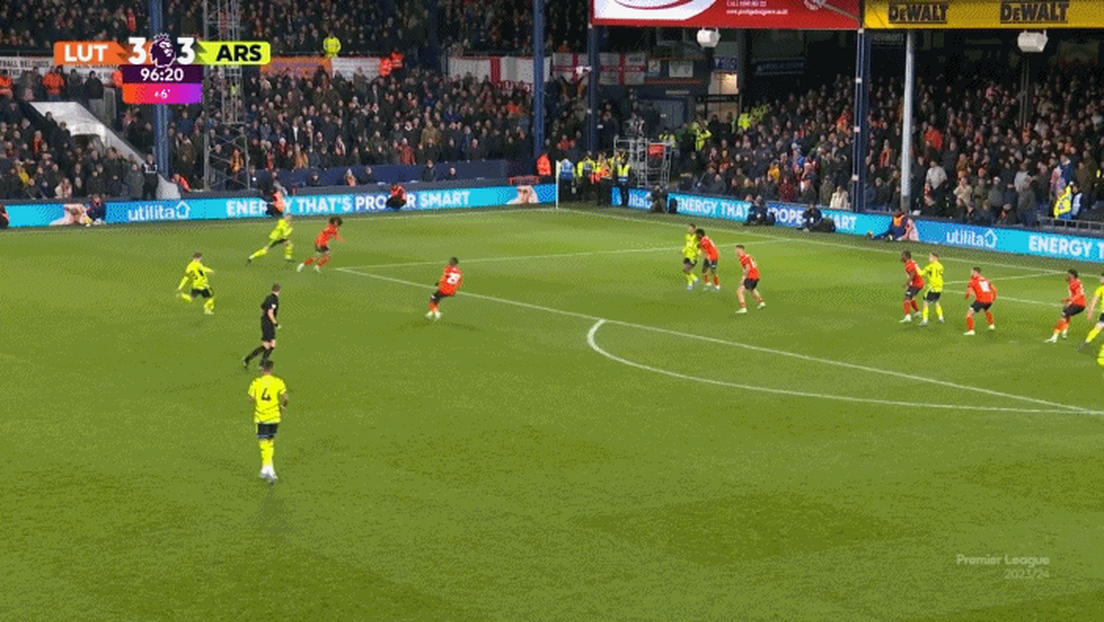 包含阿森纳客场惨遭卢顿绝杀,球队保级艰难的词条 包含阿森纳客场惨遭卢顿绝杀,球队保级艰难的词条