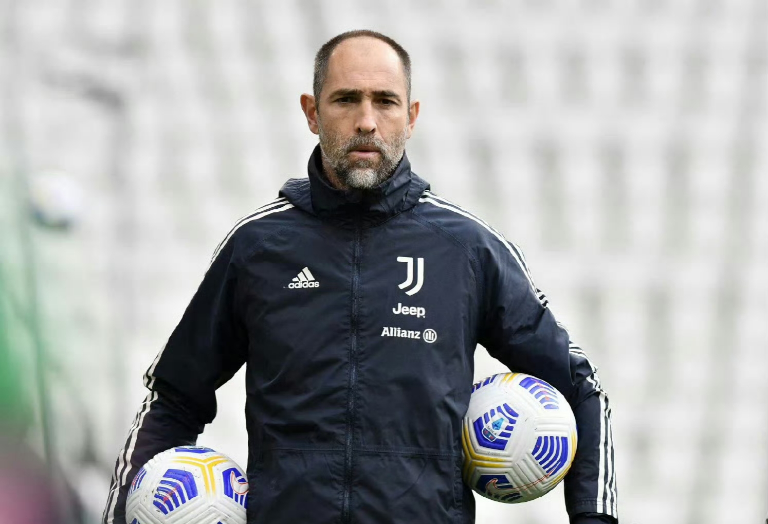 包含阿贾克斯主场负于尤文，止步16强的词条