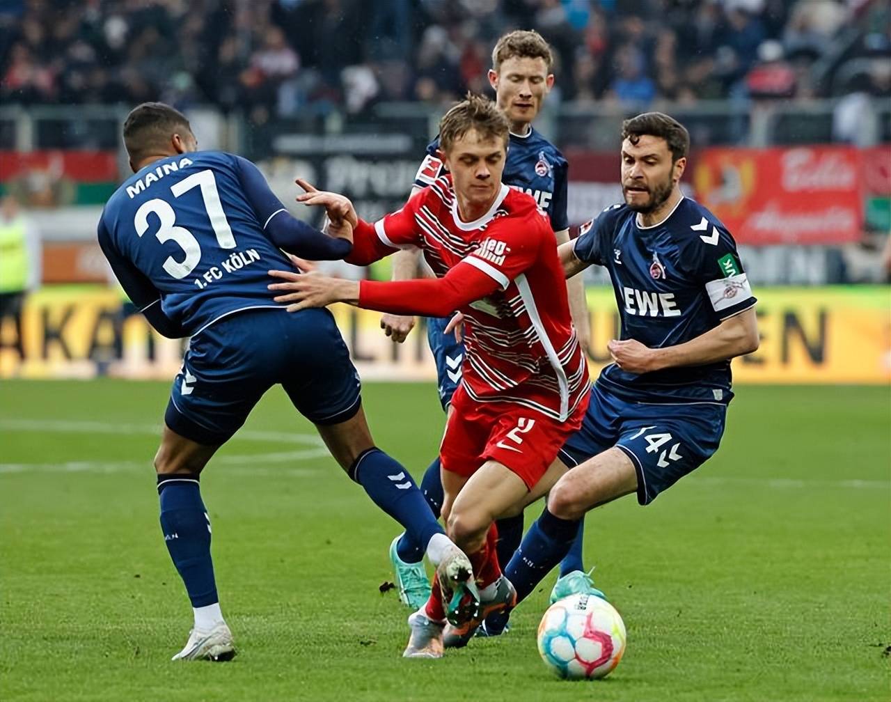 关于尤文图斯迎战奥格斯堡力求取胜的信息