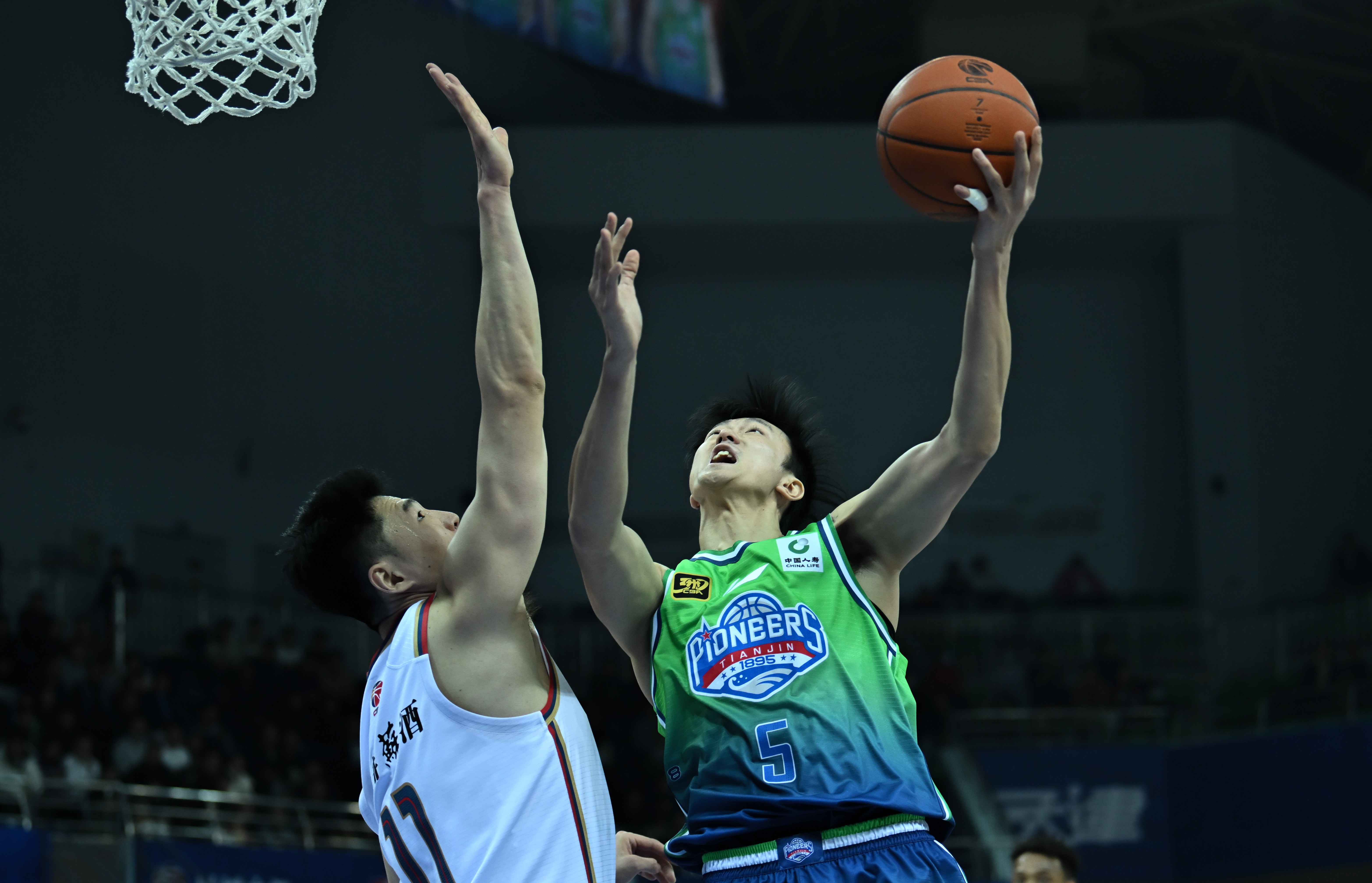 江苏男篮不敌对手，遭遇失利的简单介绍