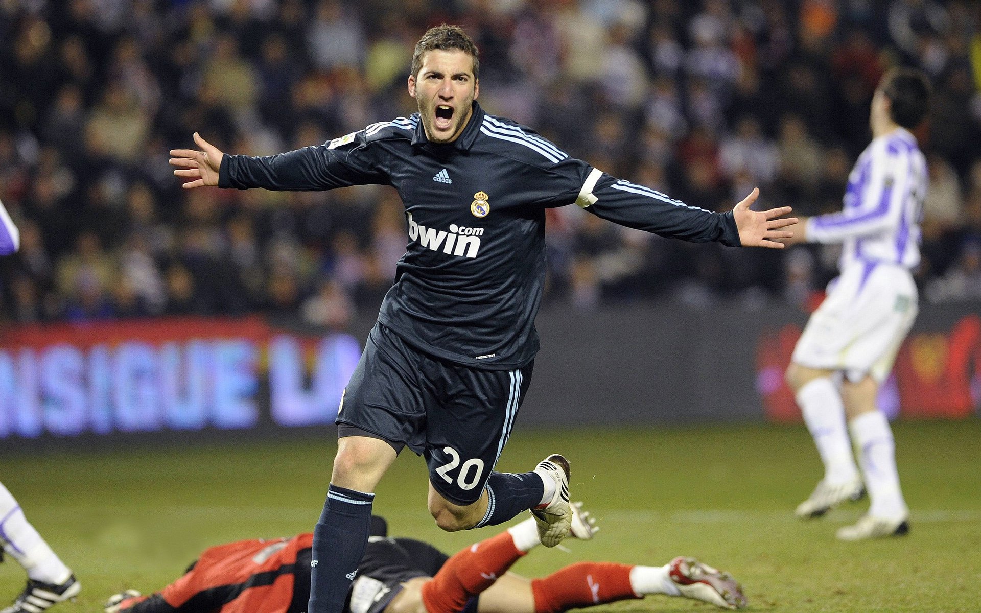 鏖战马德里，萨内高光映照挪威的坚韧